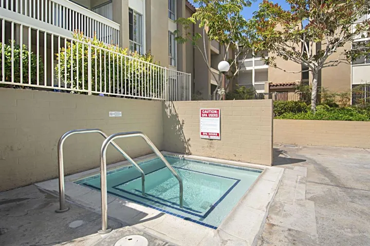 4600 Lamont Street 204, San Diego, California 92109