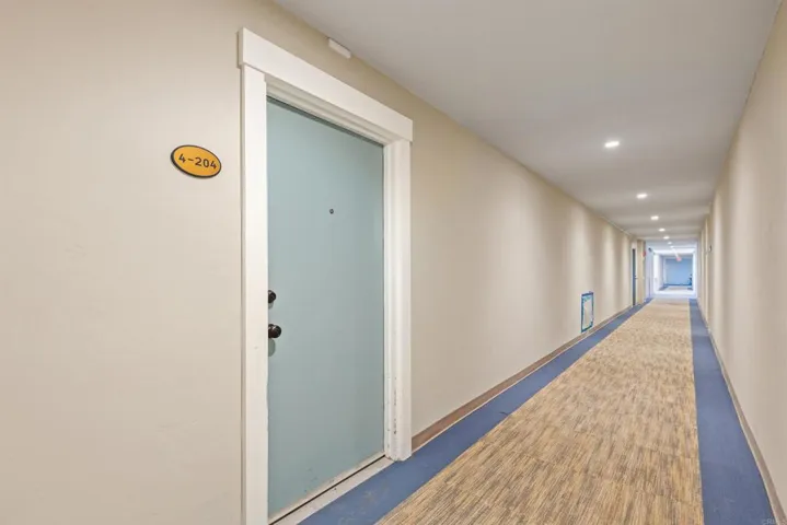 4600 Lamont Street 204, San Diego, California 92109