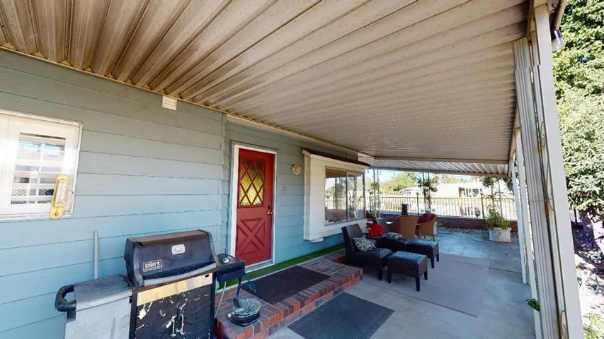 347-Via-Don-Benito-Cathedral-City-CA-922