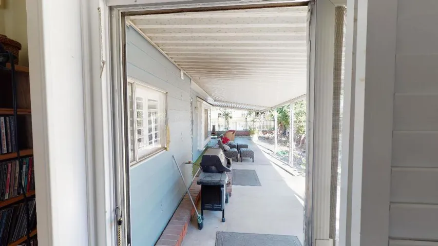 347-Via-Don-Benito-Cathedral-City-CA-922