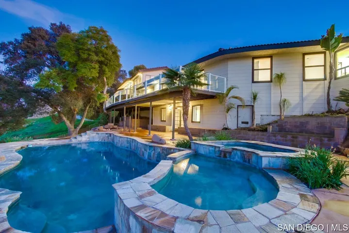 1212 Merritt Dr, El Cajon, California 92020