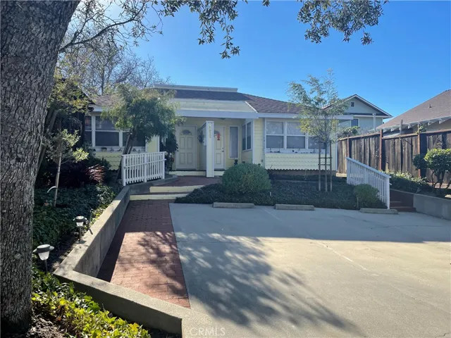 1825 Morro, San Luis Obispo, California 93401