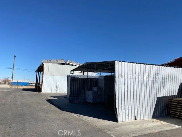 16770 Yucca, Hesperia, California 92345