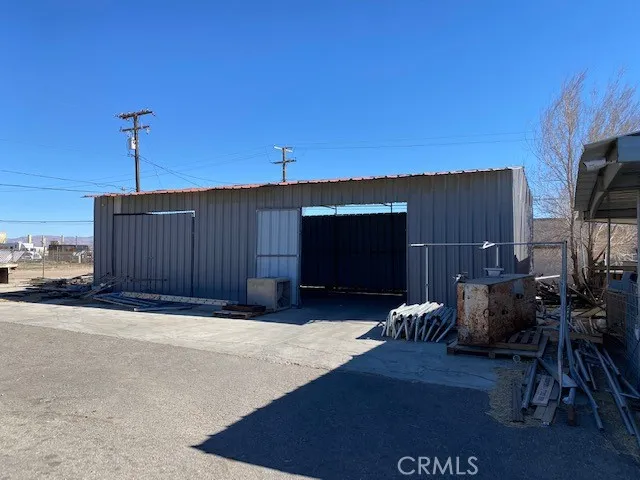 16770 Yucca, Hesperia, California 92345