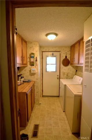 Laundry Room and Mud Room