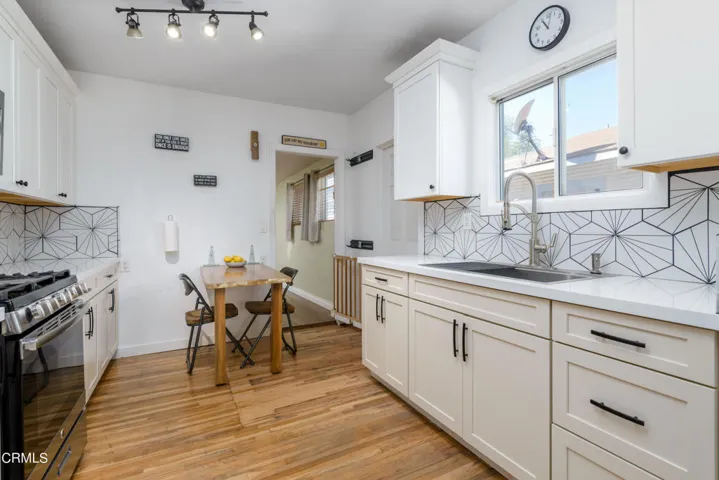 Beautifully Remodeled Kitchen