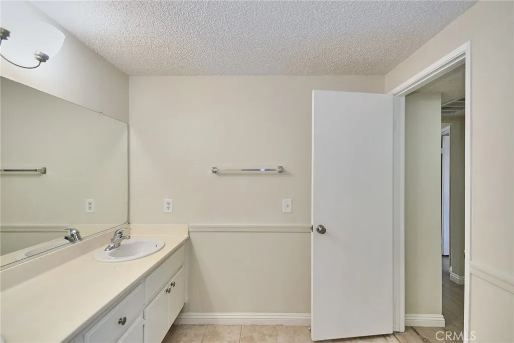 20741 Crest Ln B, Diamond Bar, California 91789 home-pic-20
