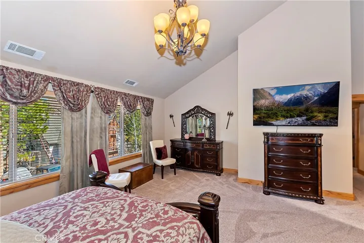 1034 Teakwood Drive, Lake Arrowhead, California 92352