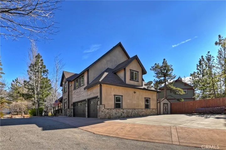 1034 Teakwood Drive, Lake Arrowhead, California 92352