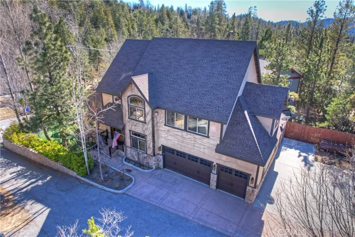 1034 Teakwood Drive, Lake Arrowhead, California 92352