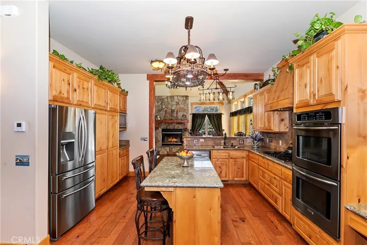 1034 Teakwood Drive, Lake Arrowhead, California 92352
