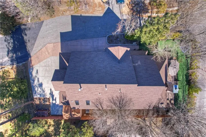 1034 Teakwood Drive, Lake Arrowhead, California 92352