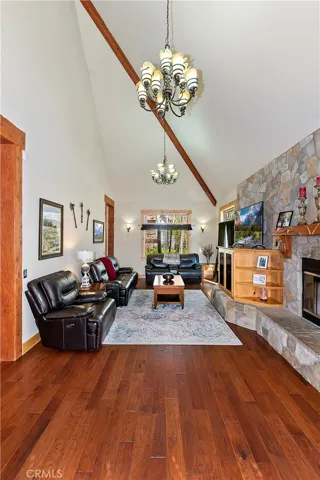 1034 Teakwood Drive, Lake Arrowhead, California 92352