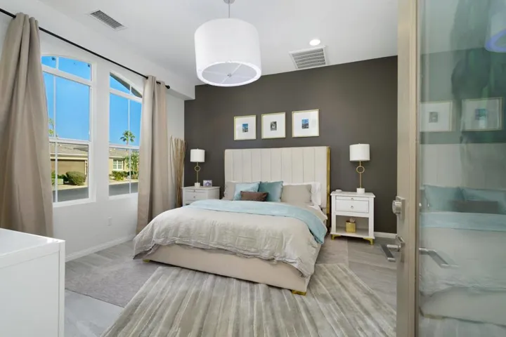44-web-or-mls-MBBrenna_1221_044