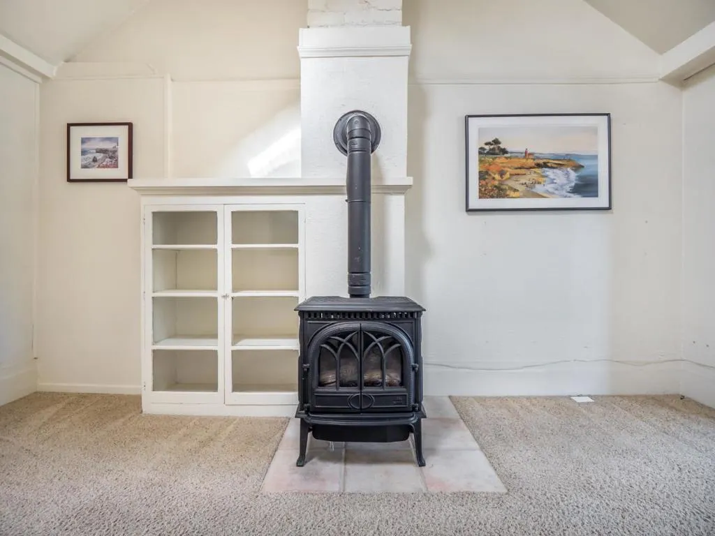 215217 Roberts Street, Santa Cruz, California 95060 home-pic-7
