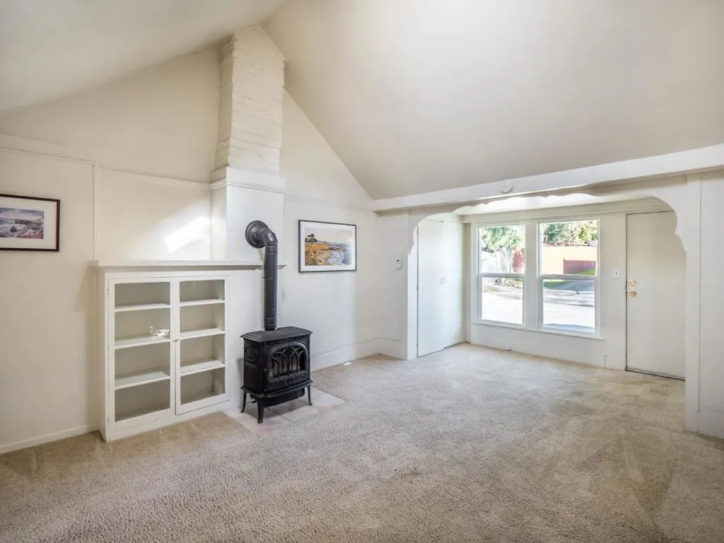 215217 Roberts Street, Santa Cruz, California 95060 home-pic-8