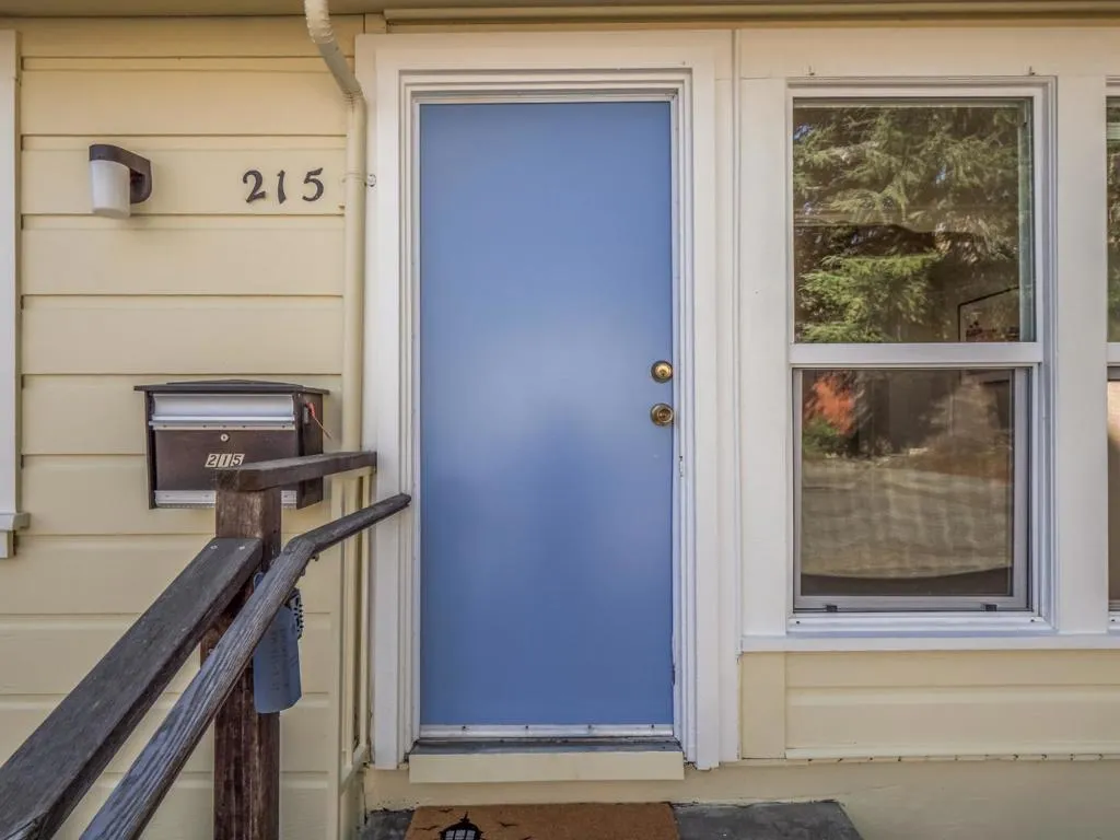 215217 Roberts Street, Santa Cruz, California 95060 home-pic-3