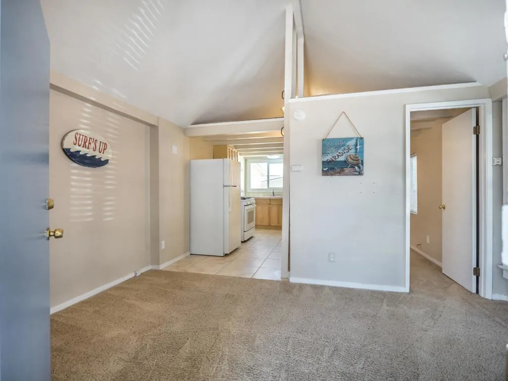 215217 Roberts Street, Santa Cruz, California 95060 home-pic-14
