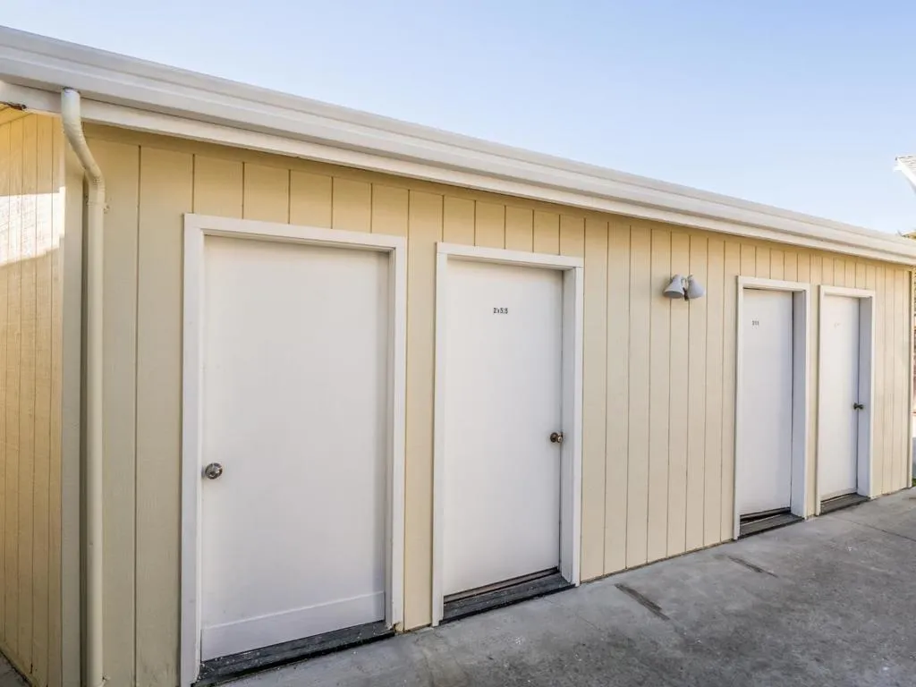 215217 Roberts Street, Santa Cruz, California 95060 home-pic-28