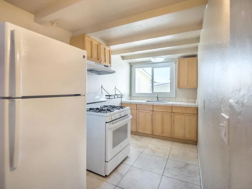 215217 Roberts Street, Santa Cruz, California 95060 home-pic-18