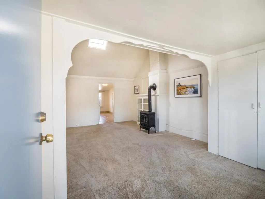 215217 Roberts Street, Santa Cruz, California 95060 home-pic-5