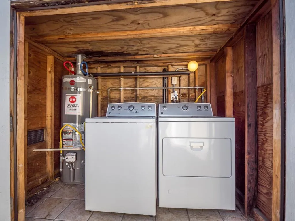 215217 Roberts Street, Santa Cruz, California 95060 home-pic-34