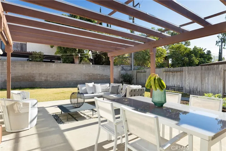 2584 Willo Lane, Costa Mesa, California 92627