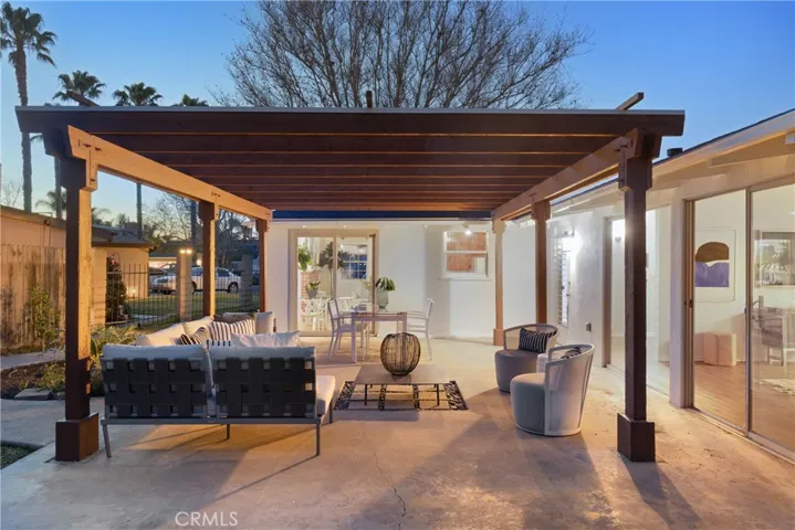 2584 Willo Lane, Costa Mesa, California 92627