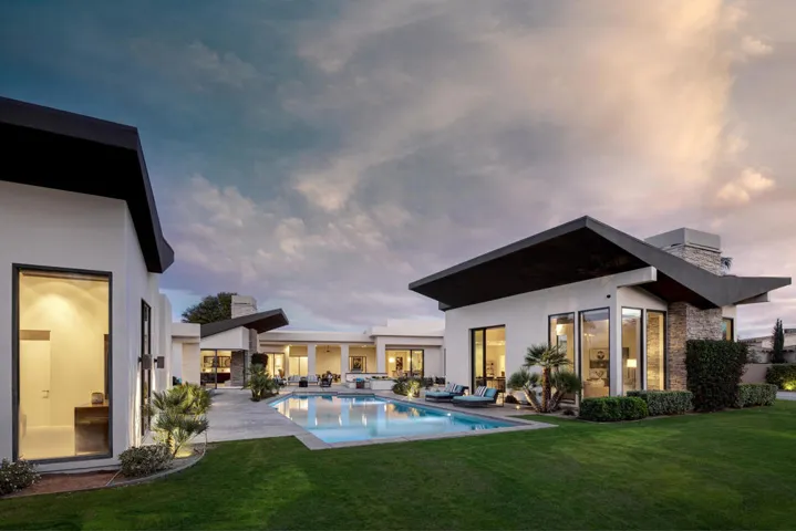 Spectacular Private Estate