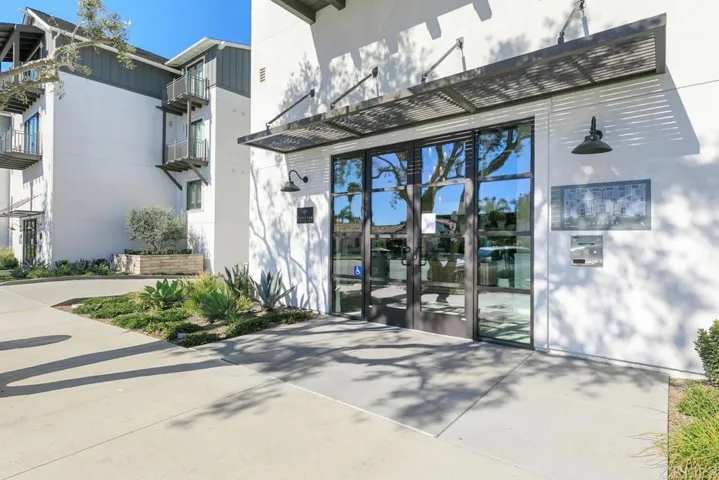 800 Grand Ave 311, Carlsbad, California 92008