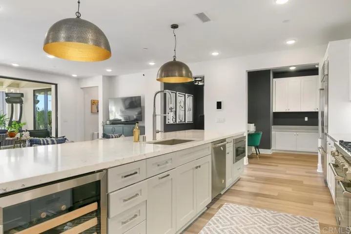 800 Grand Ave 311, Carlsbad, California 92008