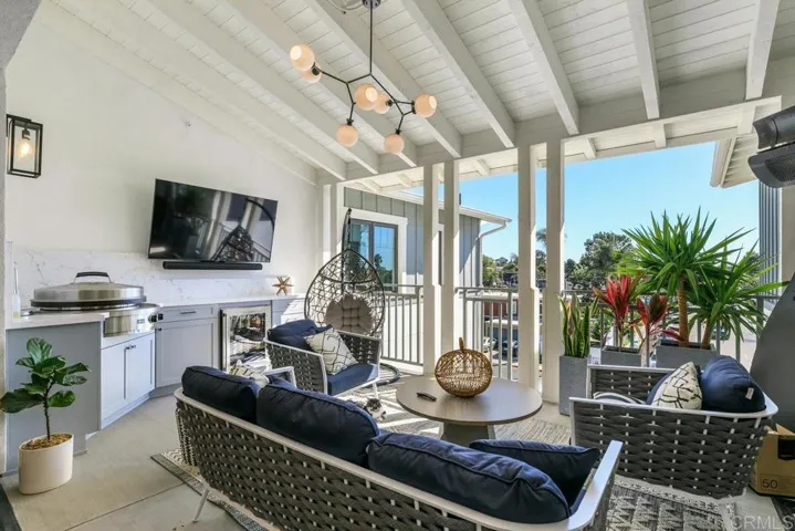 800 Grand Ave 311, Carlsbad, California 92008