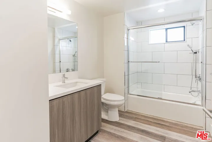 2465 Purdue Avenue 401, Los Angeles, California 90064