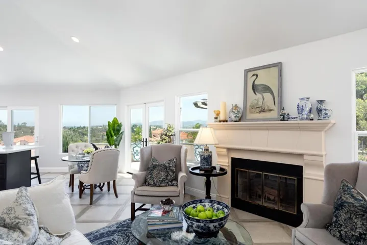 1242 Via Apuesto, San Marcos, California 92078