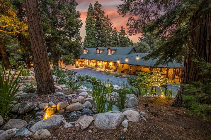 3,800 Sqft/2.3 Acres/ Single Story Ranch Custom Home
