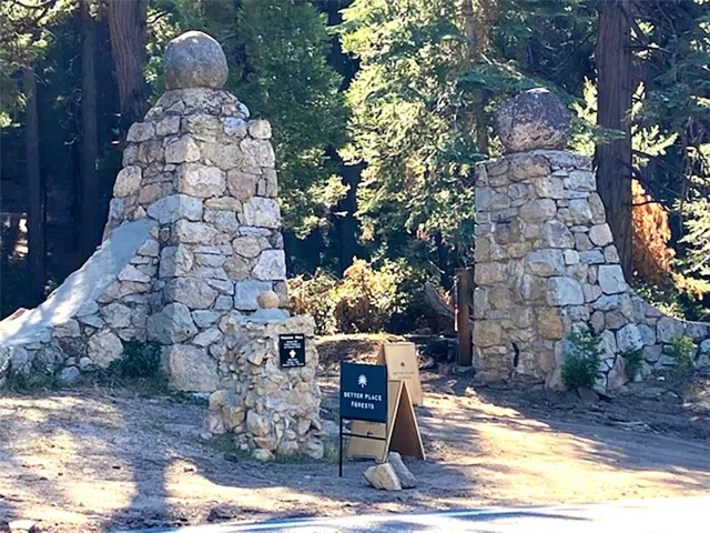 Easy walking distance to several hundred acre Gregory Conservancy