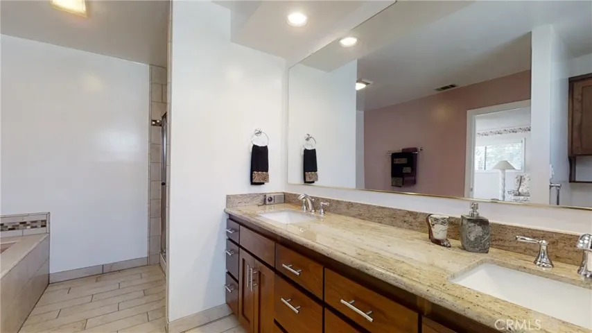 5722 Coldbrook Avenue, Lakewood, California 90713