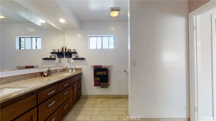 5722 Coldbrook Avenue, Lakewood, California 90713