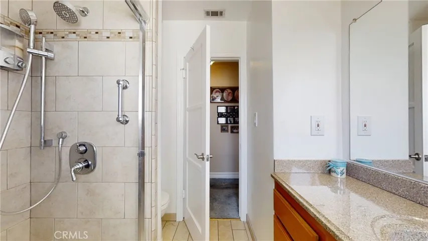 5722 Coldbrook Avenue, Lakewood, California 90713