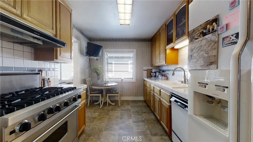 5722 Coldbrook Avenue, Lakewood, California 90713