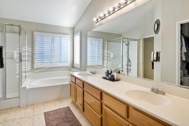 26887 Redwood Circle, Murrieta, California 92563