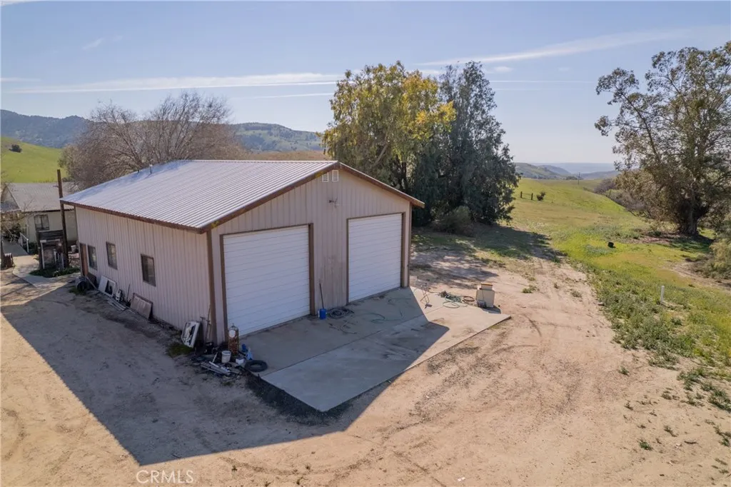 3160 Gillis Canyon Road, Shandon, California 93461 home-pic-21