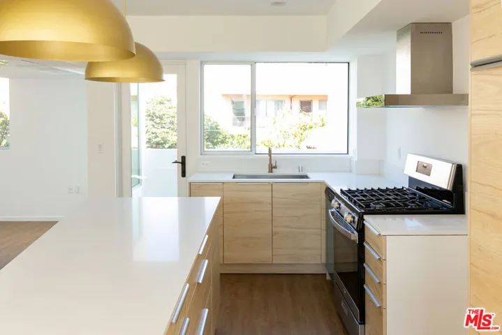 1244 14th Street D, Santa Monica, California 90404