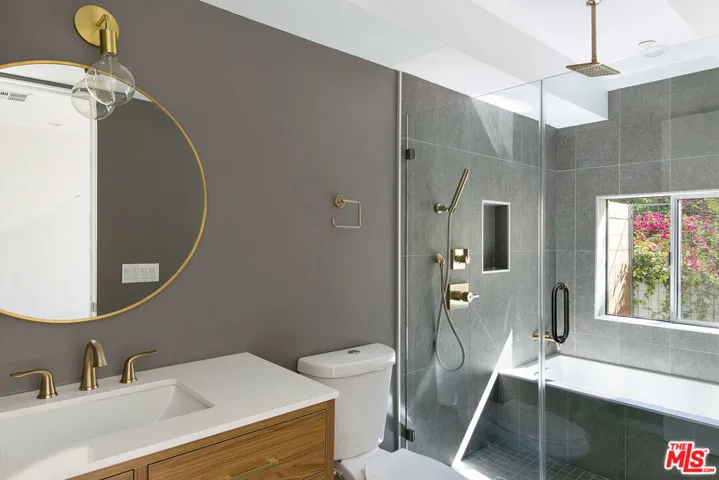 1244 14th Street D, Santa Monica, California 90404