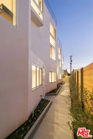 1244 14th Street D, Santa Monica, California 90404