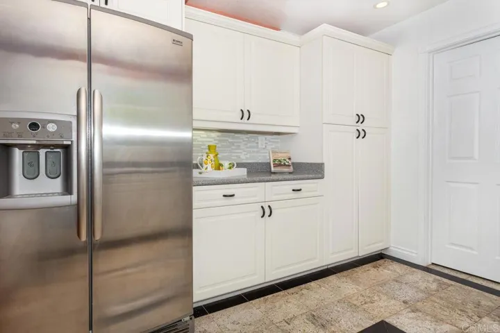 14133 Rio Court, Poway, California 92064