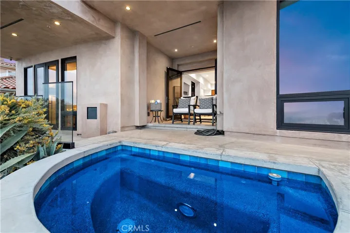 1284 Anacapa Way, Laguna Beach, California 92651