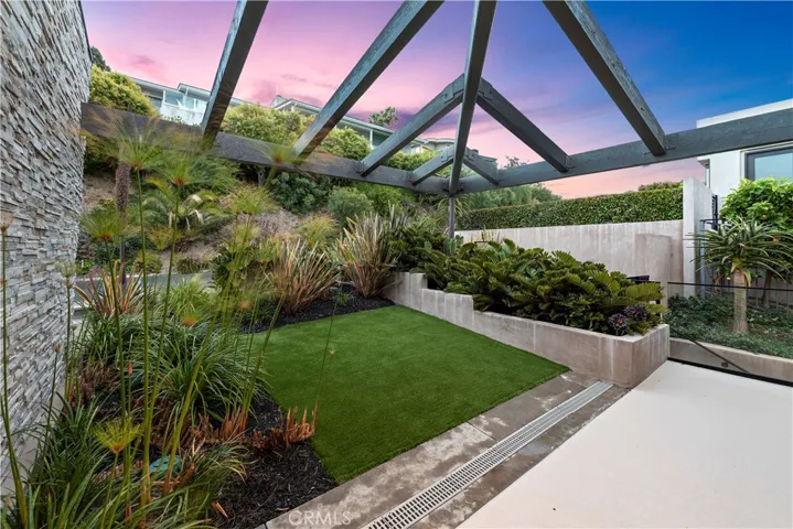 1284 Anacapa Way, Laguna Beach, California 92651