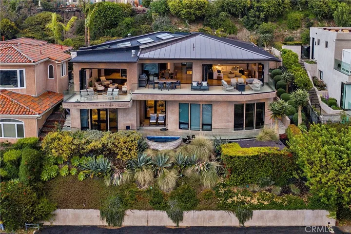 1284 Anacapa Way, Laguna Beach, California 92651