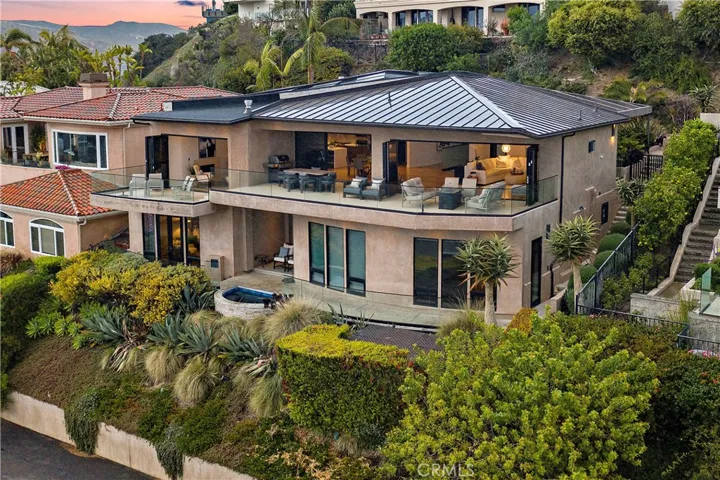 1284 Anacapa Way, Laguna Beach, California 92651